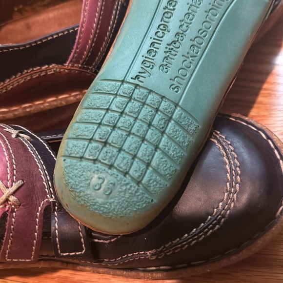 Josef Seibel shoe size 36 (6) in great preowned condition. - Picture 12 of 14